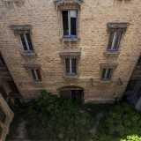 Raggiungiamo ora il cortile interno...